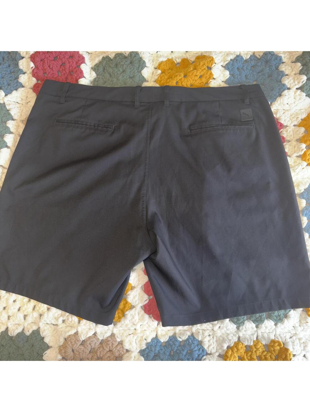 Puma Enjoy Golf Non Slip Waistband Black Stretch Golf or casual Shorts Size 42 - Picture 4 of 6